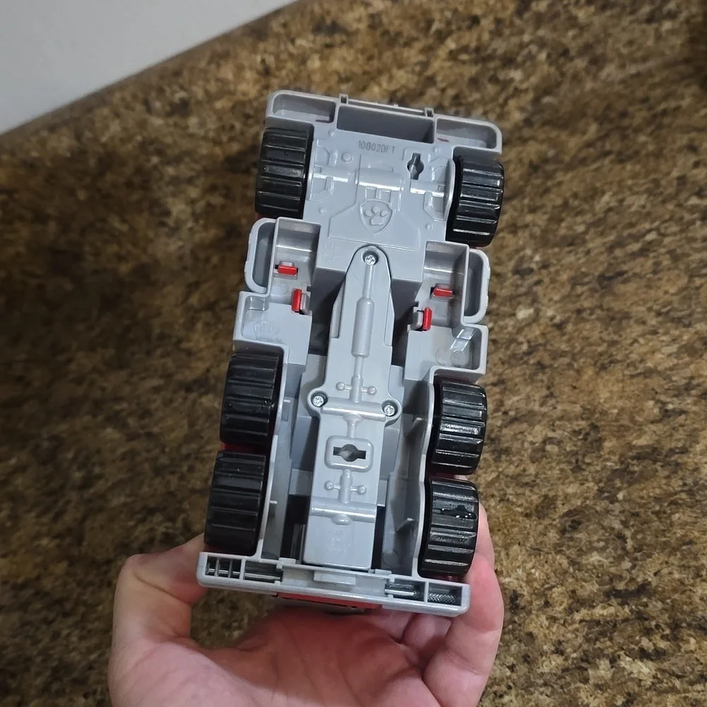 Paw Patrol Marshalls Red and Gray Fire‎ Truck with Movable Ladder
